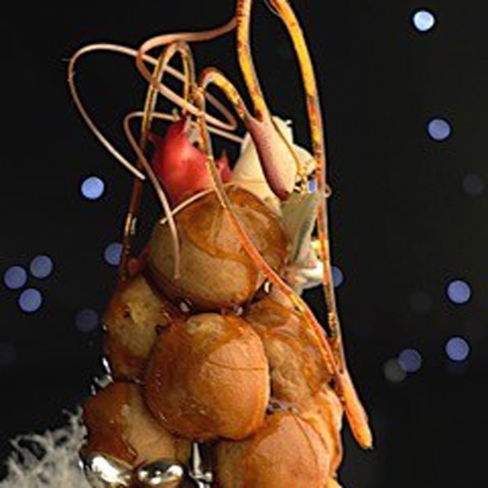 Croque en-bouche