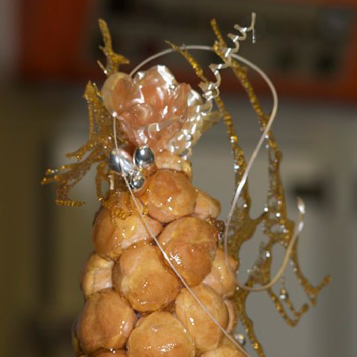 Croque en-bouche